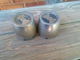 Amc Sf3239959 Set Of 2 Vintage 80-83 Eagle Jeep 4x4 Center Caps Short Version