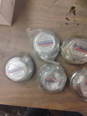 American Racing 2525278 6 New Plastic Chrome Center Caps Measure 2 7/8 Inches Across