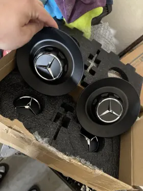 A0004004300 Amg Center Caps W205 A0004004300 Amg Center Caps W205