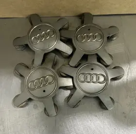 4fo-601-165-n Audi 4 Pack Silver Center Caps P/n 4fo-601-165-n Audi 4 Pack Silver Center Caps P/n
