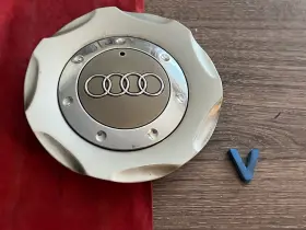 560-58819 Audi #v 1 2008 - 2011 Tt Oem 18 Inch Alloy Wheel Silver Center Cap 8j0 601 165 A 560-58819 Audi #v 1 2008 - 2011 Tt Oem 18 Inch Alloy Wheel Silver Center Cap 8j0 601 165 A