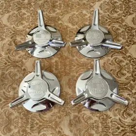 53815 Billet Specialties Vintec Spinner Center Caps