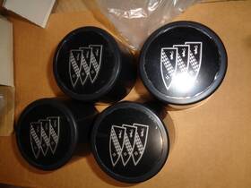 Buick 25506050 1986 1987 T-type 1982-1985 Gn Wheel Center Cap With Tri Shield Set/4 New