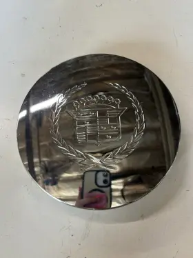 0354366b Cadillac Center Cap P10046