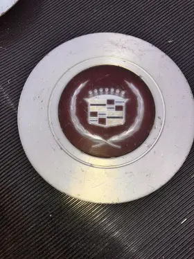 1628618 Cadillac Fleetwood Deville Fwd Center Cap For Alloy Wheels 1985 - 1988