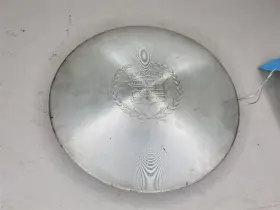 580.gm6v01 Cadillac Dts 2001 Center Cap Wheel 10233893