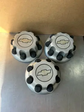15952379 Chevrolet 5195 5198 1999-2010 Chevy Silverado Suburban Center Caps 2500 3500 #709 15952379 Chevrolet 5195 5198 1999-2010 Chevy Silverado Suburban Center Caps 2500 3500 #709