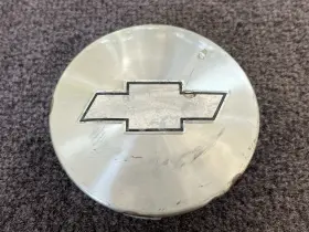 560-5117 Chevrolet 01 02 03 04 05 06 Chevy Suburban Tahoe Oem Machined Center Cap 15766002