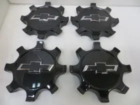85545880 Chevrolet Chevy Silverado Ev 2500 / 3500 24-26 Black Center Caps - Set 4 Oem