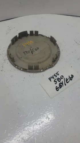 P455 Chevrolet 2005 Trailblazer Center Cap