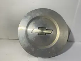 580.gm8g05 Chevrolet Truck Trailblaz 2005 Center Cap Wheel