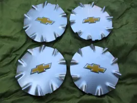5166-5168 Chevy 4- Used Oem Center Caps For Ssr 5166 5168