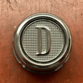 40343-w6600 Datsun 80-83 200sx Center Cap