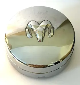 1ab04trmab Dodge Ram 3500 Dually Silver Rear Center Hub Cap - 1ab04trmab Dodge Ram 3500 Dually Silver Rear Center Hub Cap -