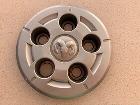 Dodge 560-2534 2014 - 19 Promaster Van Oem Center Hub Cap Used A