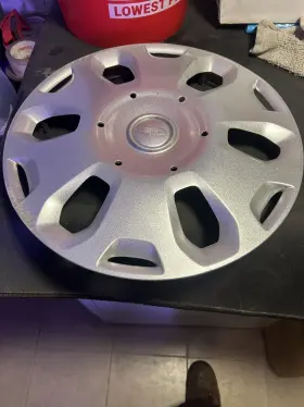 570-7051 Factory/oem 2010-2013 Ford Transit Connect Van 15 Inch Silver Wheelcover Hubcap Am -oem