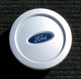 Ford 3l1z-1130-ba One Genuine Expedition Xlt Silver Center Cap Hubcap 17 Inch Alloy 2003 2006 Oem