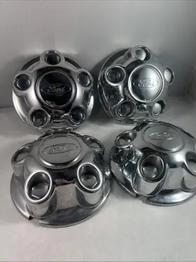 82302 Ford 82301 4 82301/82302 Chrome Center Cap