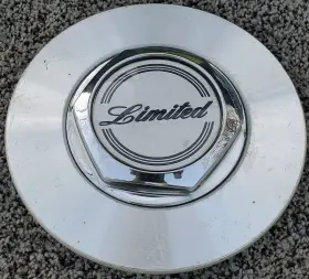 F37a-1a096-ab Ford 1993-1996 Explorer Limited Center Cap Hubcap F37a-1a096-ab Ford 1993-1996 Explorer Limited Center Cap Hubcap