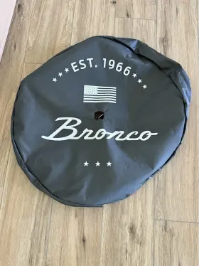 R2dz9945026c Ford Genuine Bronco 66 White Ink 33in Spare Tire Cover 2025-2026