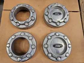 570.fd8n06 Ford Truck 06 F350 F250 Used Oem Factory Set Of 4 Chrome Hub Center Caps