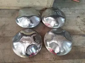 Xl34-1a096-ga Ford 1997-2004 F-150 Truck/expedition Center Caps All 4 P/n Oem