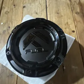 1005-49gbld Fuel Off-road Push Through Cap. 1005-49gbld. Matte Black With Gloss Logo