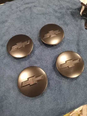 19353016 Gm Genuine Black Wheel Center Caps With Logo 2016-2024 Camaro X4