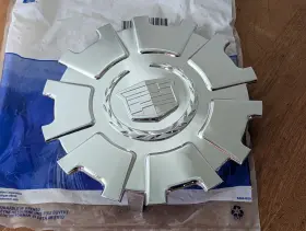 9594395 Gm New Old Stock 1 Oem Cadillac Dhs Chrome Center Cap