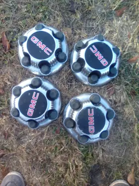 15067375 Gmc 1999-19 Savanna Van Or Sierra 6 Lug Silver Wheel Center Caps Set Of 4 #2