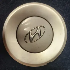 Pn52960-3m100 Hyundai 2009-2012 Genesis Oem Center Cap Pn52960-3m100 Hyundai 2009-2012 Genesis Oem Center Cap