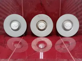 40315-60u00 Infiniti 40315 60u00 1990-1992 Q45 Set Of 3 Center Caps 15 Inch Silver Wheel Oem # 40315-60u00 Infiniti 40315 60u00 1990-1992 Q45 Set Of 3 Center Caps 15 Inch Silver Wheel Oem #