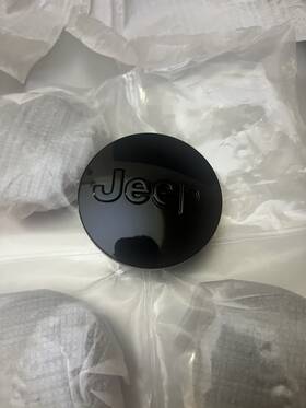 Jeep 1sh92dx8ac 2018-24 Grand Cherokee Wheel Caps Black New