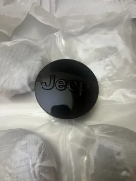 1sh92dx8ac Jeep 2018-24 Grand Cherokee Wheel Caps Black New