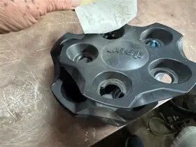 580.am8118 Jeep 2018 Renegade Set Of Four Center Caps 577509