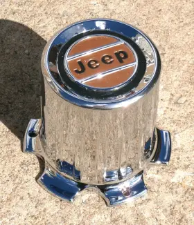 J5365094 Jeep One Genuine Grand Wagoneer 6-lug Chrome Center Cap Hubcap 1985 1986 Fsj Oem