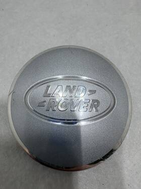 Land Rover Pa66-imd15 2018 Oem Center Cap Silver P/n Fits Various Models-years