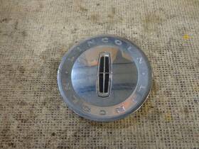 Lincoln 580.fd2k06 Zephyr 2006 Center Cap Wheel 2036776