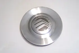 40315-2z410 Mercury 2001-2002 Villager Center Cap P/n