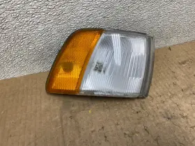 216-37567 Mitsubishi 1989 To 1994 Galant Front Corner Light Right W7950 Ps