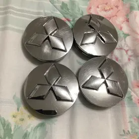 52014332aa Mitsubishi 9509720 Oem Chrome Wheel Center Cap Set Of 4 52014332aa Mitsubishi 9509720 Oem Chrome Wheel Center Cap Set Of 4