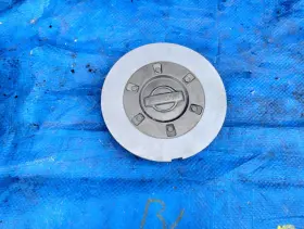 62379-dk Nissan One 2000-2001 Maxima 62379 6 Spoke Aluminum Wheel Center Cap Bl