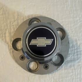 Oem 18279-18278 Chevy 5 Lug Wheel Center Cap Chrome Alloy