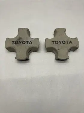 69259 Oem 1985-1988 Toyota Cressida Wheel Center Rim Cap Lug Cover Hubcap