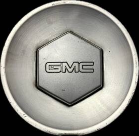 Oem 9595112 Used Gmc Center Cap