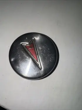 560-00966 Pontiac 73-87 Bonneville Firebird Grand Prix Rally Oem Center Hub Cap Metal 560-00966 Pontiac 73-87 Bonneville Firebird Grand Prix Rally Oem Center Hub Cap Metal