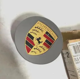 7l5-601-151-ou7 Porsche Center Wheel Cap New Genuine Oem