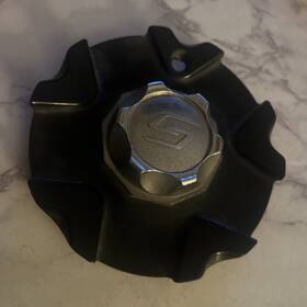 Sendel #c10225/ #lg0512-35/ #c10245 Chrome And Black Wheel Center Cap For 1