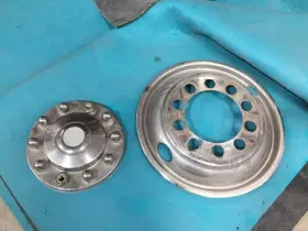 570.111198 Spartan Motors 98 Harney Rv Motorhome 22.5 Inch Front Dually Chrome Wheel Cover Hub Cap 570.111198 Spartan Motors 98 Harney Rv Motorhome 22.5 Inch Front Dually Chrome Wheel Cover Hub Cap