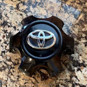 Toyota -2608-04090 Wheel Center Cap- Toyotapart Number Used- Good Condition